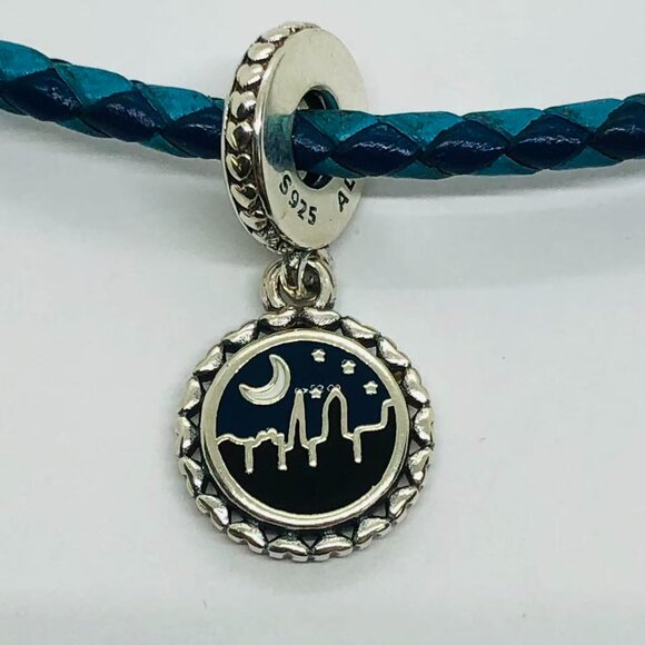 ✨✨Pandora Charleston SC Dangle Charm S925 Sterling silver Jewelry - Picture 1 of 3